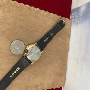 Gruen Unisex Watch with Diamond New Never Worn 9 inch Embossed Leather Strap Gruen | Accessories | Gruen Unisex Watch With Diamond New  main image 2